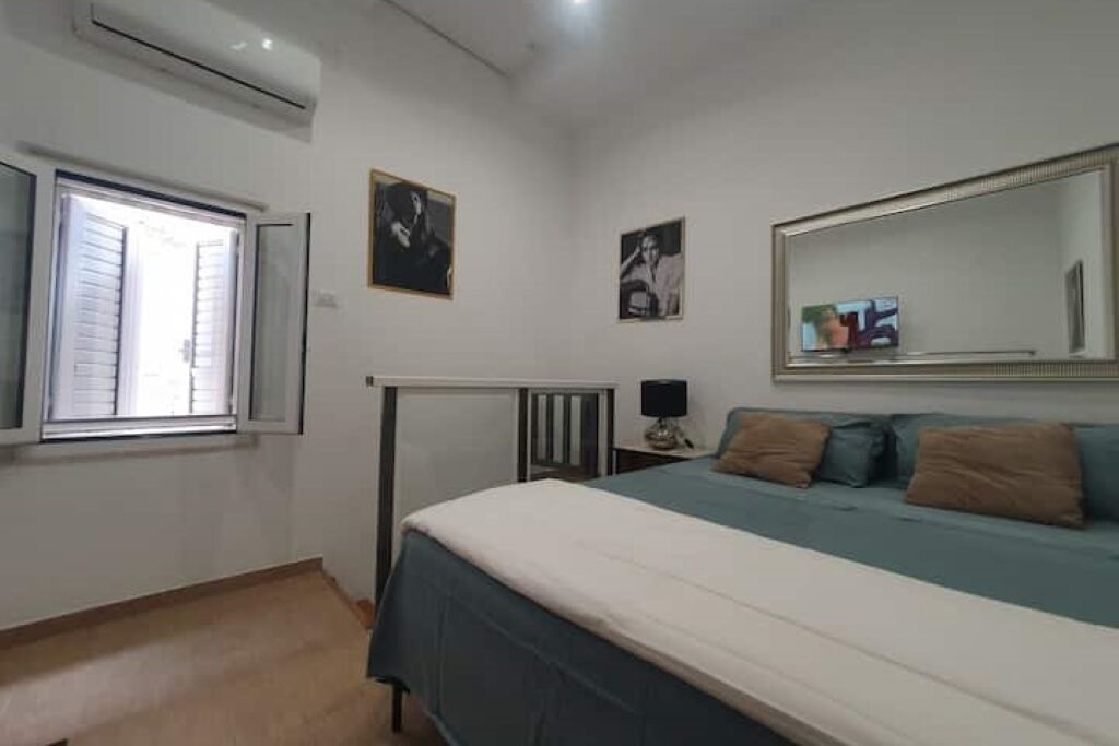 Photo of Bedroom in Bari City Centre