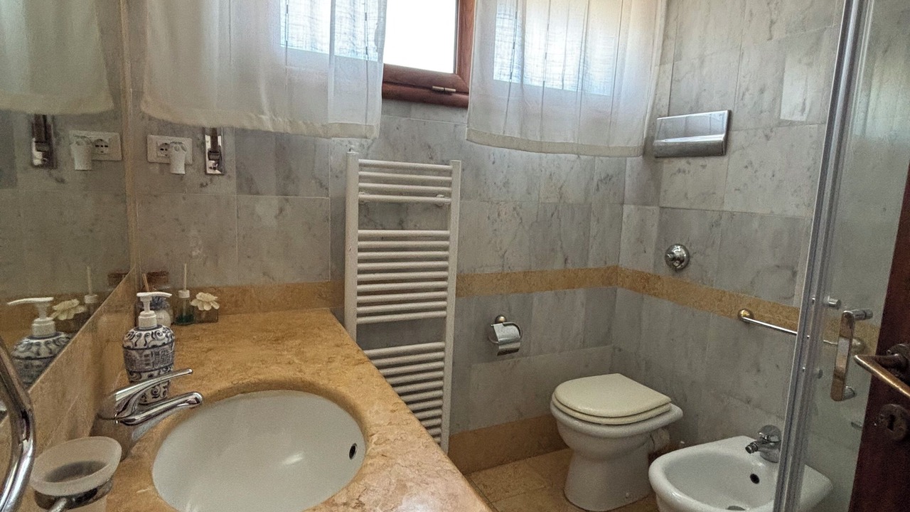 Photo of Bathroom in Addaura