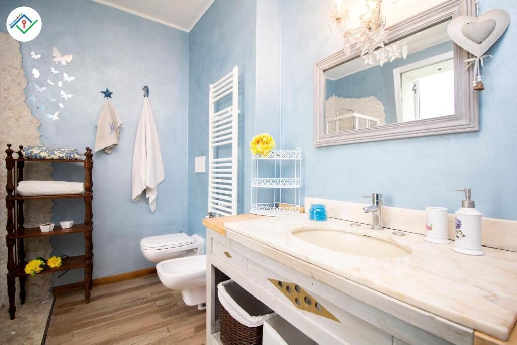 Photo of Bathroom in Livorno