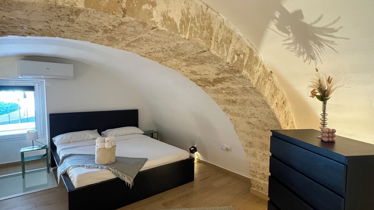 Photo of Bedroom in Bari City Centre
