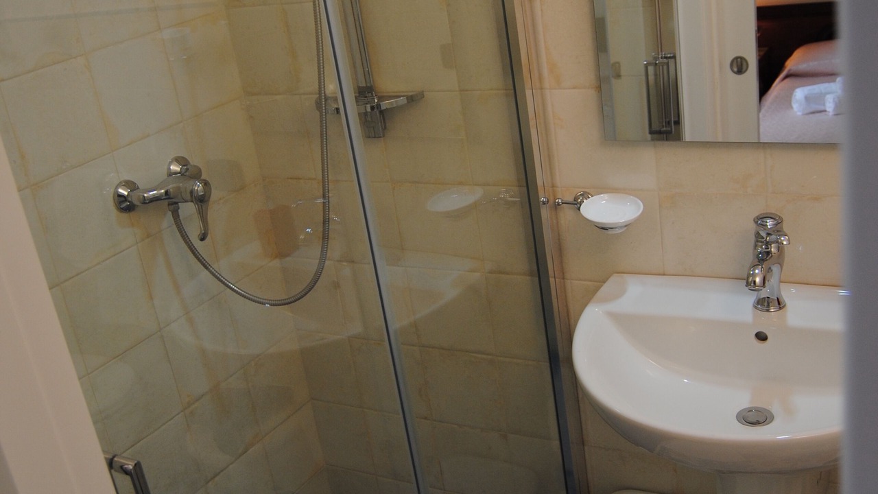 Photo of Bathroom in Gallipoli Historic Center