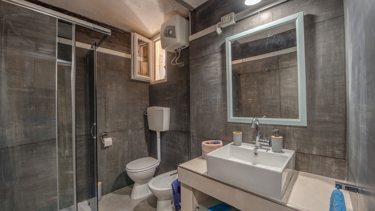 Photo of Bathroom in Lecce Historic Center