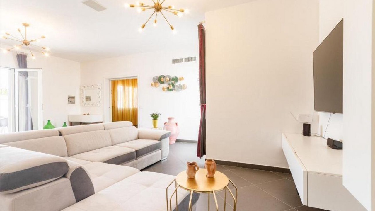 Photo of Livingroom in Lendinuso