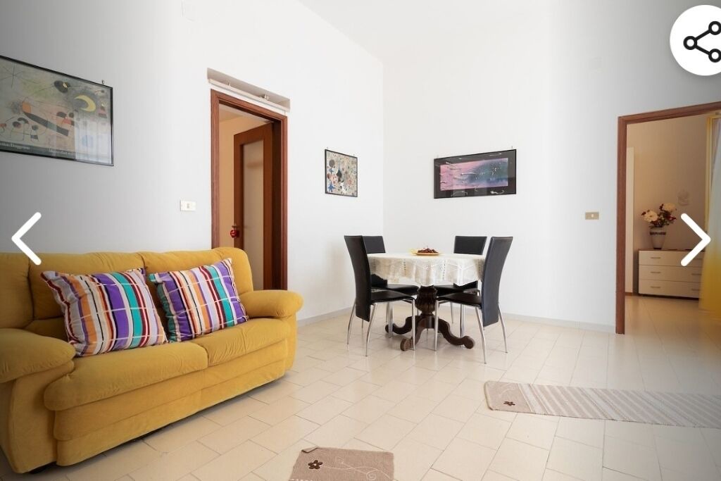 Photo of Livingroom in Villanova