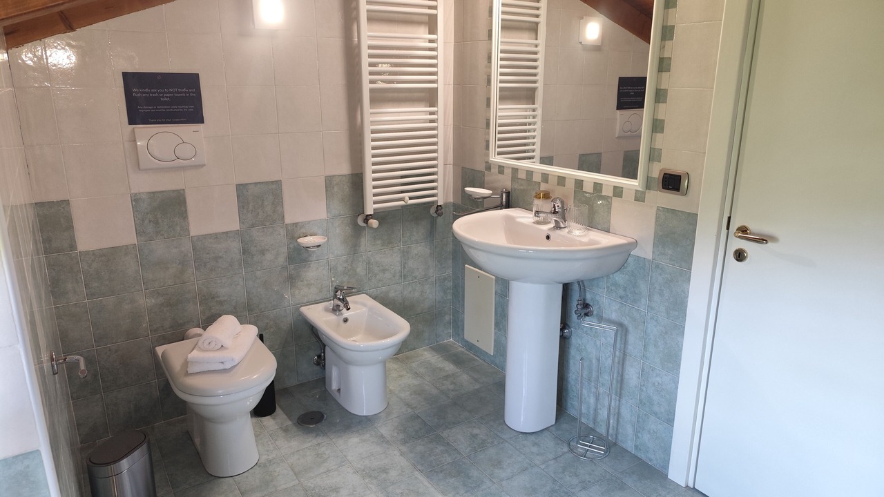 Photo of Bathroom in Marini