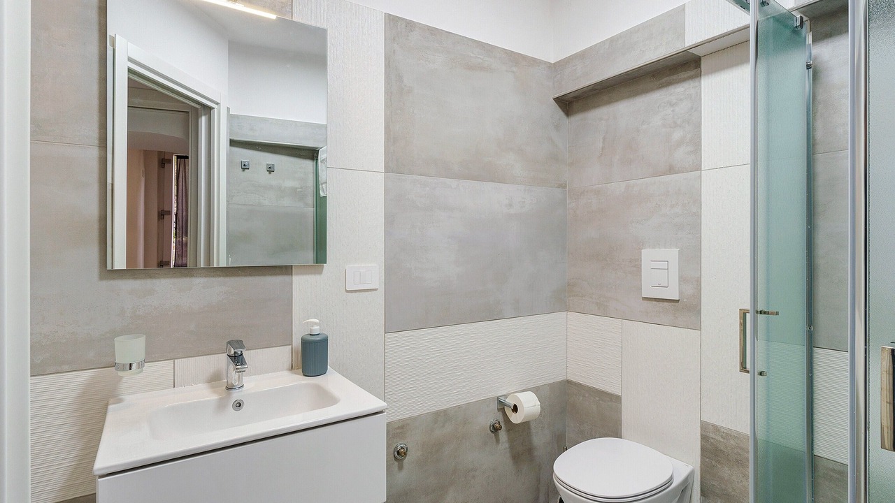 Photo of Bathroom in Historical Downtown Salerno