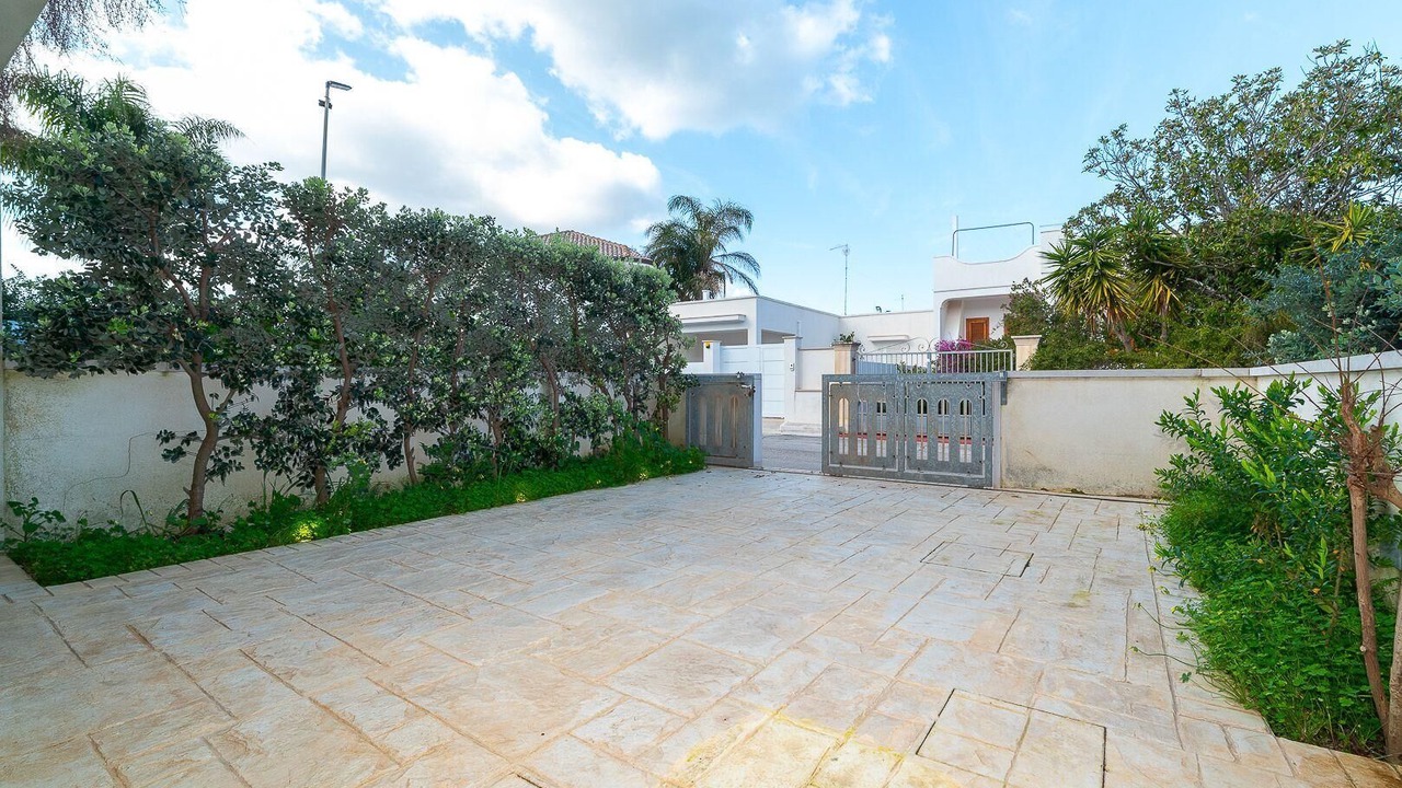 Photo of Outdoor in Torre Santa Sabina