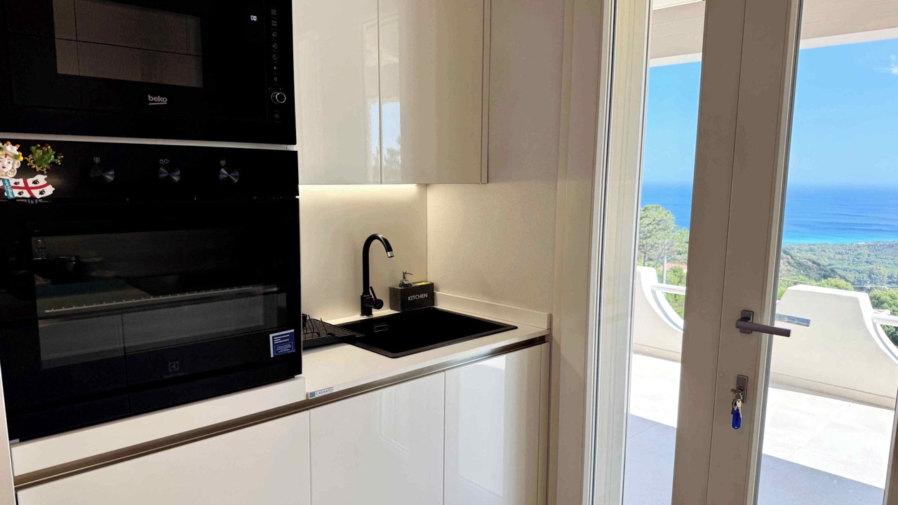 Photo of Kitchen in Eden Rock