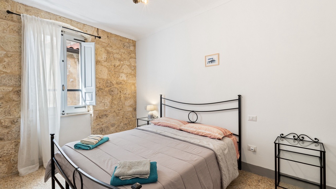 Photo of Bedroom in Cuglieri