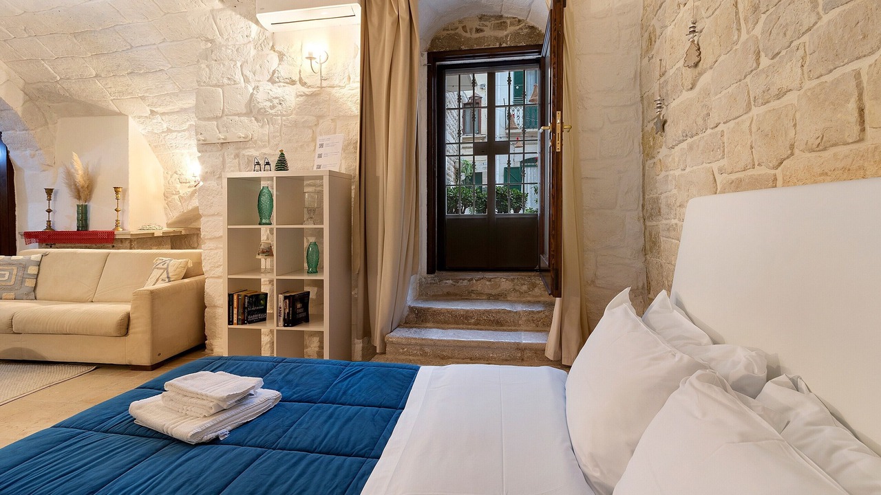 Photo of Bedroom in Trani