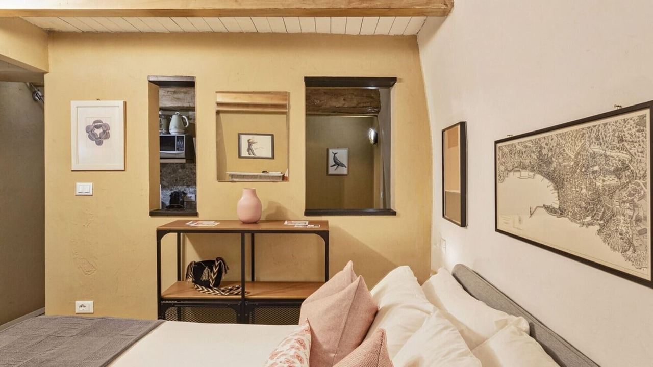 Photo of Bedroom in Genoa Historical Centre