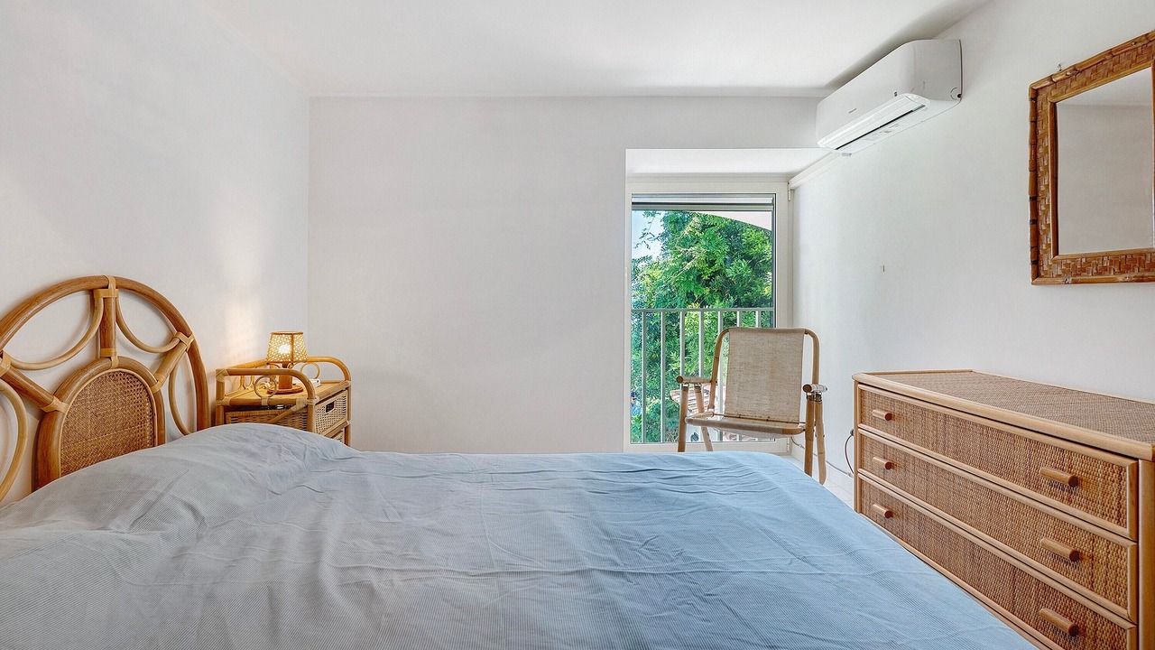 Photo of Bedroom in Erchie