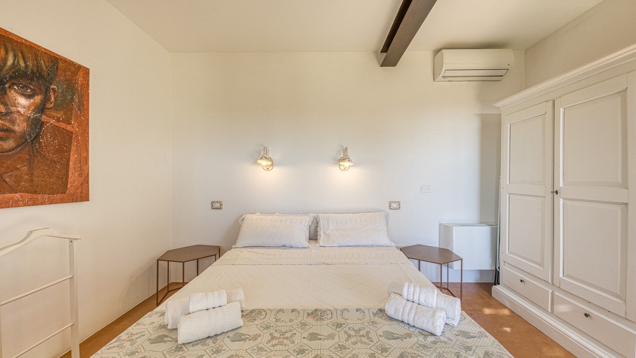 Photo of Bedroom in Salve