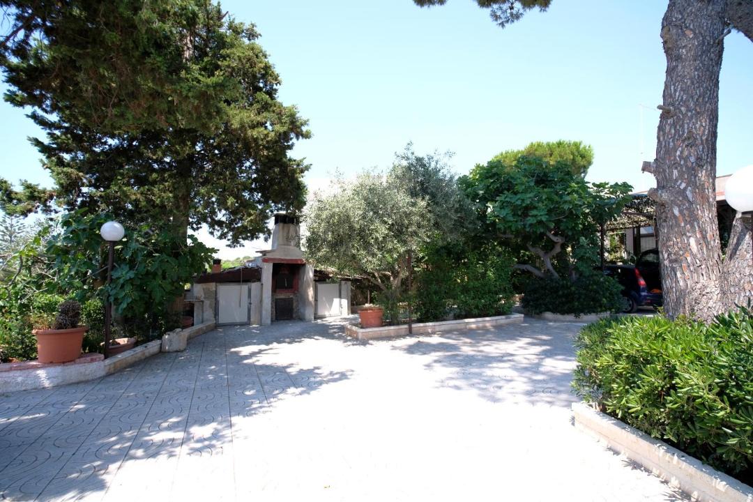 Photo of Others in Leporano