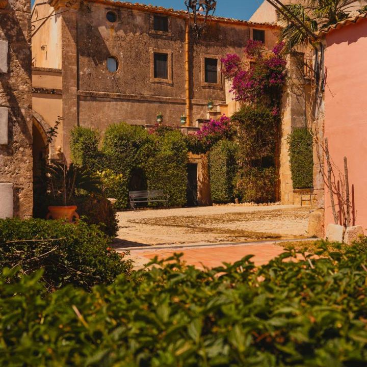 Photo of Others in Noto