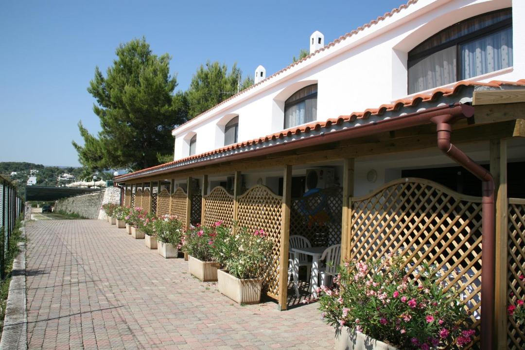 Photo of Others in Defensola
