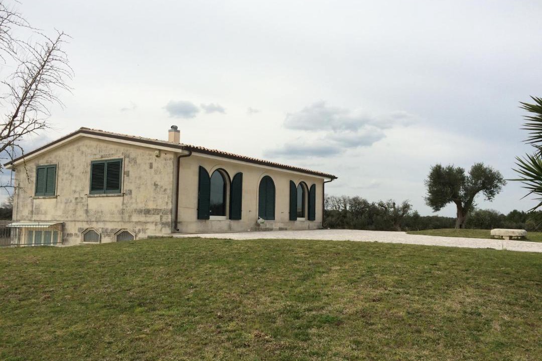 Photo of Buildings in Casamassella