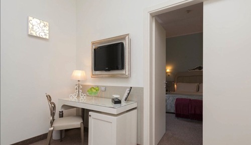 Classic Double Room