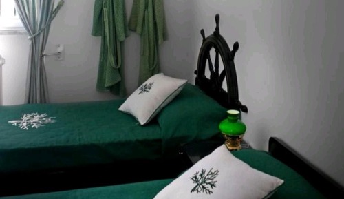 Classic Double or Twin Room, Private Bathroom