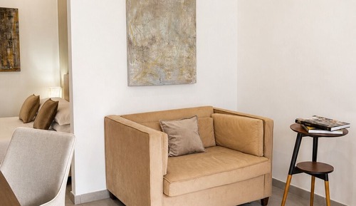 Deluxe Studio Suite, Garden View (Jumilite)