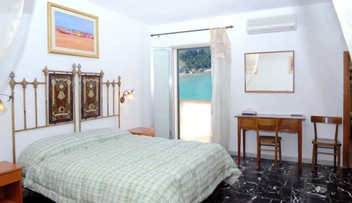 Double Room, Sea View