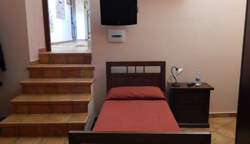 Basic Single Room