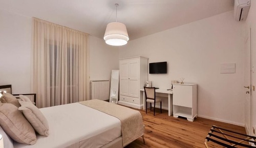 Superior Double Room, Balcony, Garden View