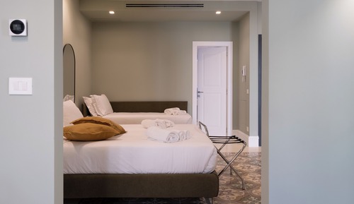 Luxury Apartment, Balcony, Courtyard View