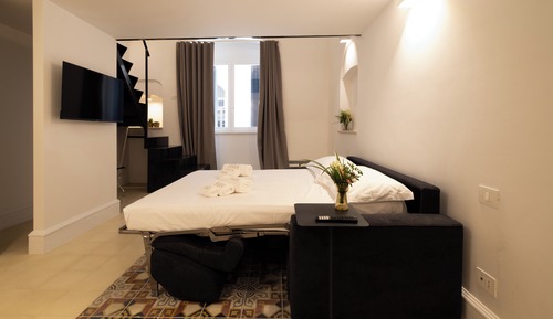 Duplex, Non Smoking, Housekeeping