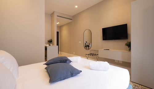 Deluxe Apartment, Balcony, City View