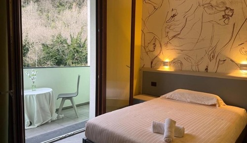 Superior Single Room, Balcony, Mountain View