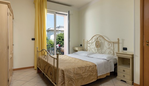 Basic Apartment