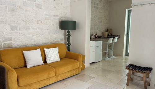 Deluxe Suite, Private Bathroom, Courtyard View