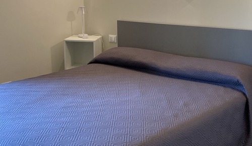 Deluxe Room, Non Smoking, Private Bathroom