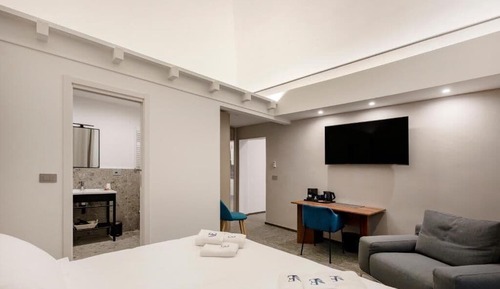 Deluxe Apartment, Balcony, City View