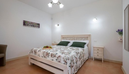 Triple Room, Courtyard View