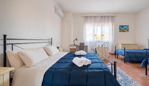 One-Bedroom Apartment with Garden View