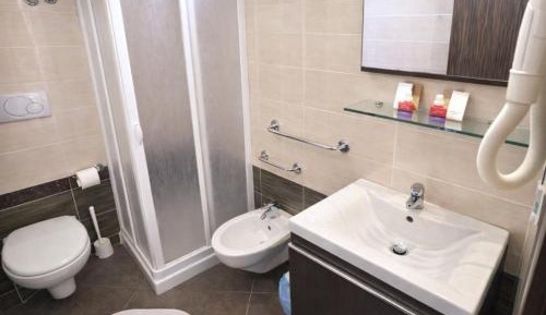 Superior One-Bedroom Apartment with Balcony