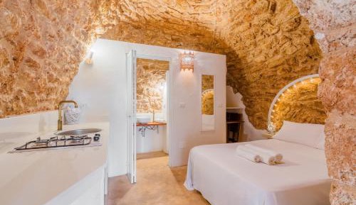 Studio with Garden and Private Pool