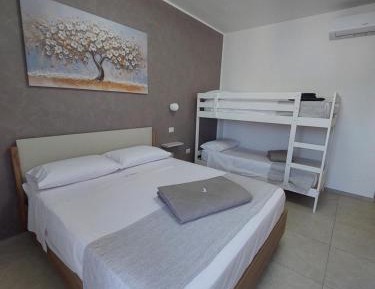 Quadruple Room with Sea View