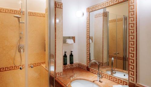 Classic Double or Single Room