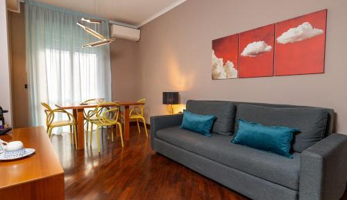 Superior One-Bedroom Apartment with Balcony