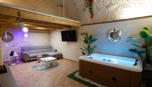 Suite with Spa Access