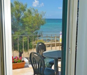 Double Room with Balcony and Sea View
