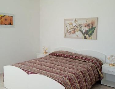 Large Double or Twin Room