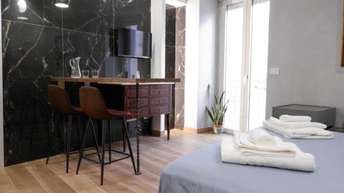 King Room with Balcony