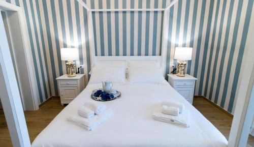 Double Room with Balcony and Sea View