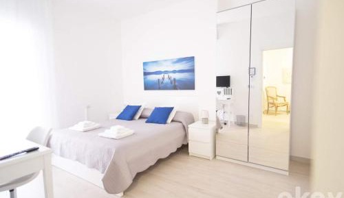 Double Room with Private External Bathroom
