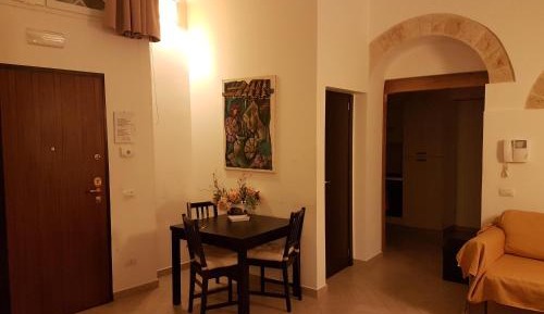 One-Bedroom Apartment (3 Adults)