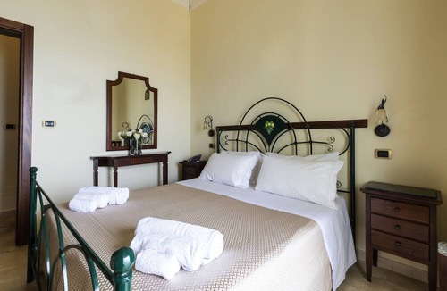 Gallipoli Historic Center Bed & Breakfast | B&B La Riviera